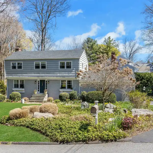 SWEETLY UPDATED CLASSIC NEIGHBORHOOD COLONIAL