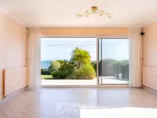 Exceptional Front-Line Property