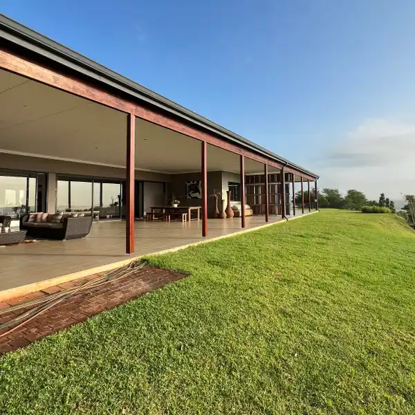 MODERN MASTERPIECE WITH ENDLESS VIEWS