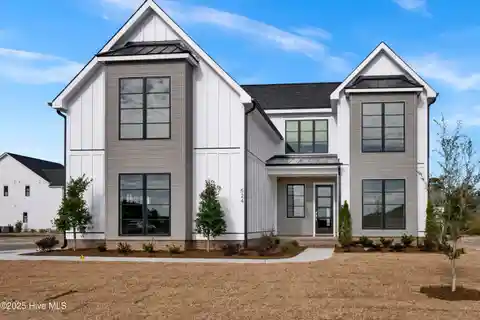 New Home Offering Cozy Living