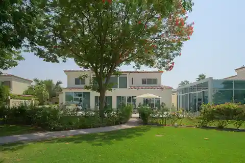 Family Villa in Green Community