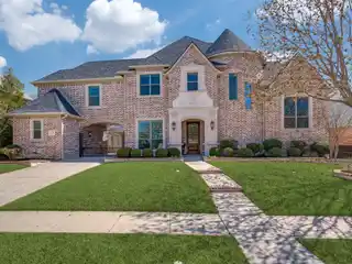 Custom Home in Desirable Griffin Park