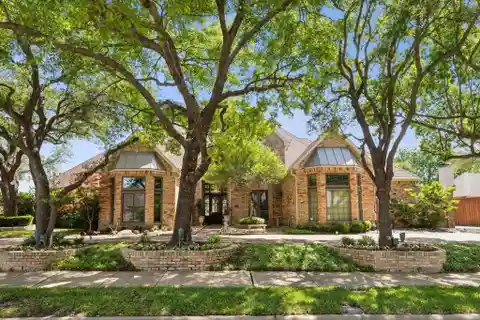 Impressive Willow Bend Home