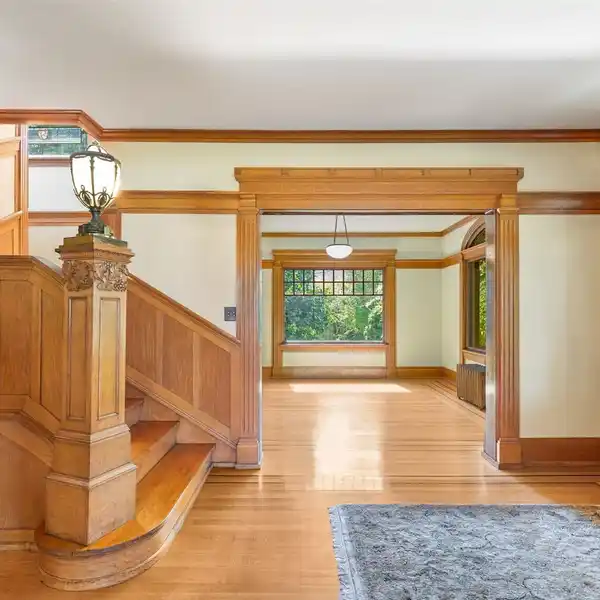 HISTORICALLY PRESERVED NORTH CAPITOL HILL ESTATE