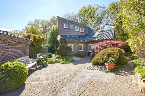 Extraordinary Architect-designed Home