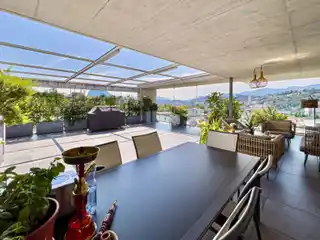 Gorgeous Top Floor Residence Offering Spectacular Views