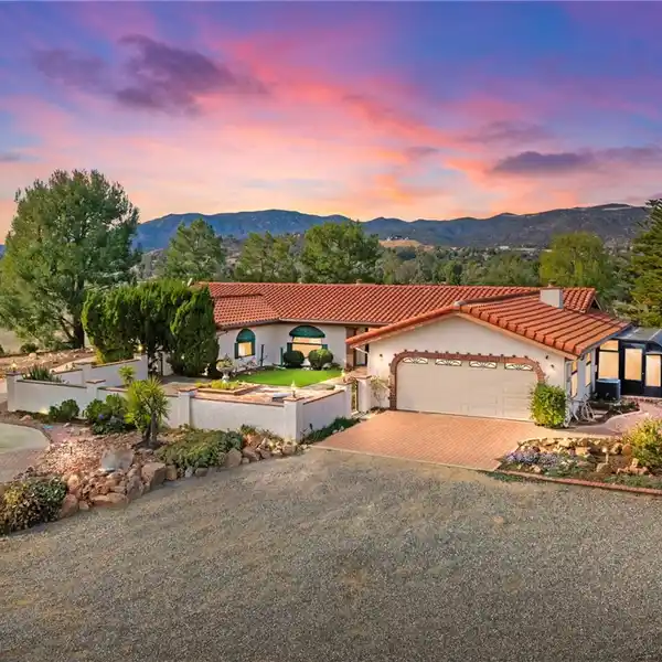 BEAUTIFUL CALIFORNIA RANCH