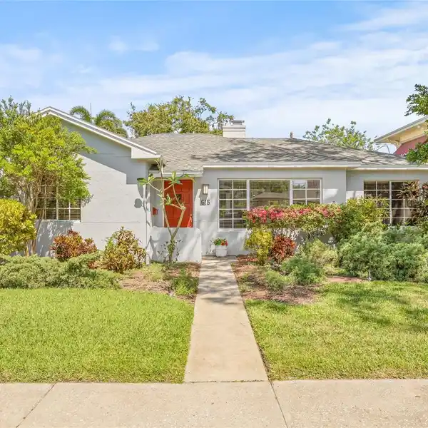 CHARMING HOME IN THE HEART OF HISTORIC OLD NORTHEAST