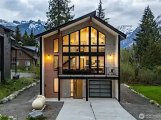 Luxury Mountain Retreat