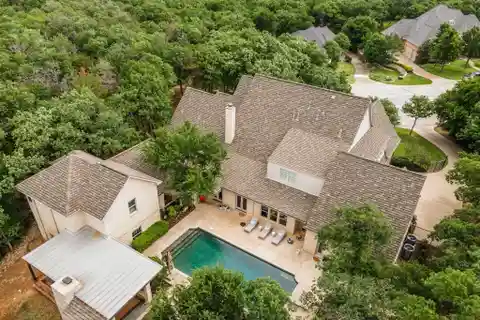 Exceptional Estate with Standout Guest House