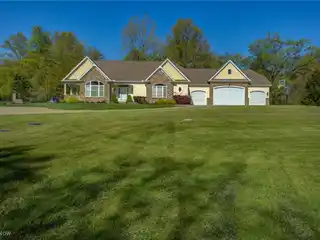 Beautiful Blend of Elegance and Comfort