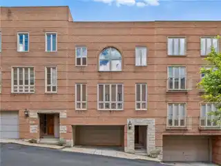 Designer Townhome with Garden Oasis