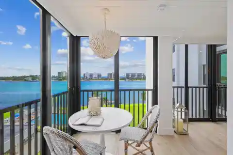 Renovated Intracoastal Condo with Panoramic Ocean Views