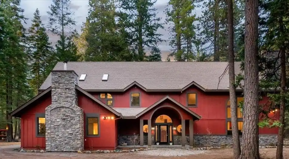 Gallery in the Woods