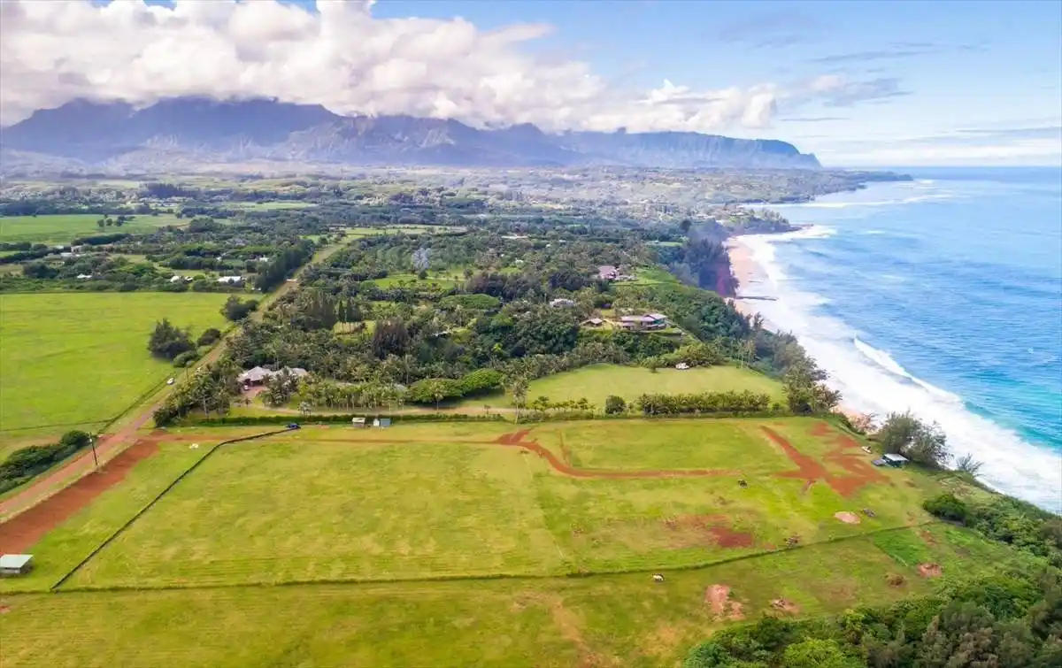 One of the Finest Vacant Land Opportunities on the North Shore
