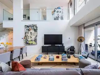 Exclusive Penthouse by the Sea