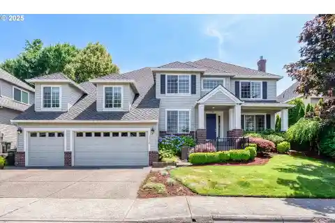 Exceptional Home in Bauer Oaks Estates