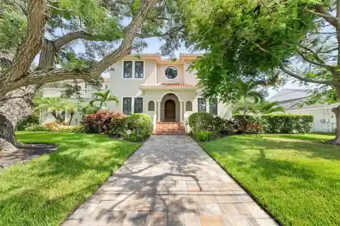 Stunning Davis Islands Estate