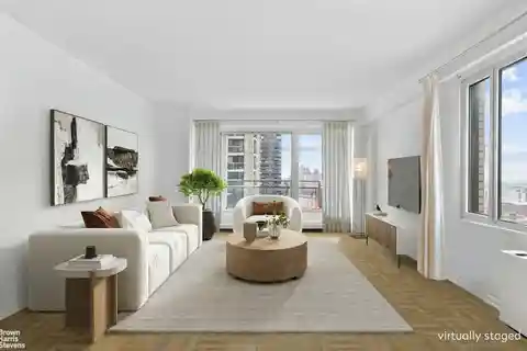 Rare Four-Bedroom in Full-Service Landmark