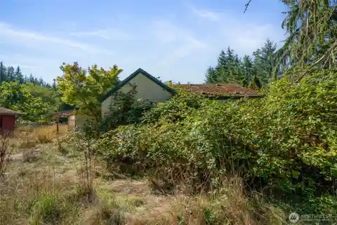 Rare and Versatile 33.42-Acre Property