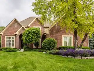 Beautiful Home in Bayhill