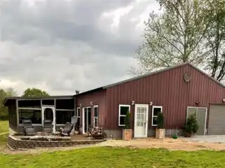 21-Acre Retreat