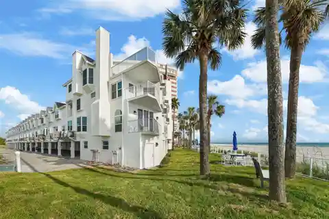 A Slice of Paradise in Redington Shores