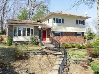 Large Private Split on an Oversized Corner Property