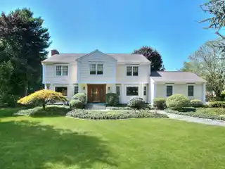 The Perfect House in the Perfect Location