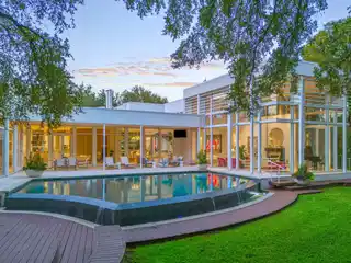 Iconic Estate in the Bluffview Area