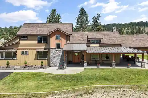 Beautiful Custom Craftsman Home with 360-degree Views