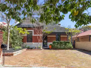 Classic Federation Cottage in a Tranquil Setting