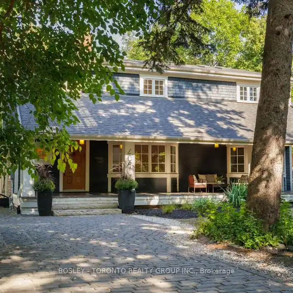 ABSOLUTELY STUNNING CENTURY-HOME