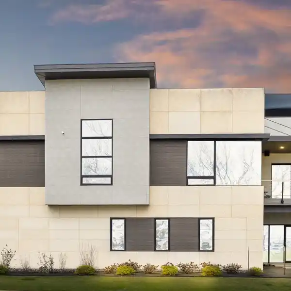 ONE-OF-A-KIND CONTEMPORARY ESTATE