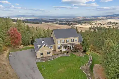 Remarkable 13.63-Acre Hilltop Estate