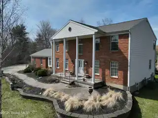 Luxury and Versatility in a Serene Setting