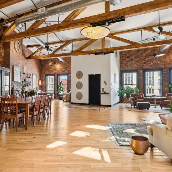 RARE URBAN GEM IN THE HEART OF PORTLAND