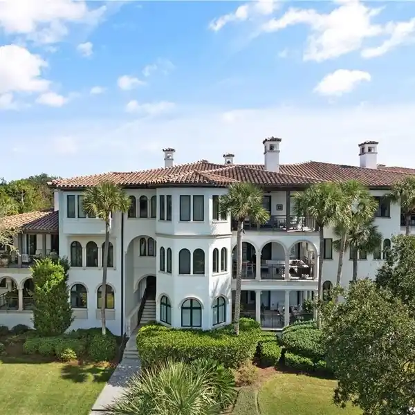 BLACK BANKS RIVER RESIDENCE ON SEA ISLAND