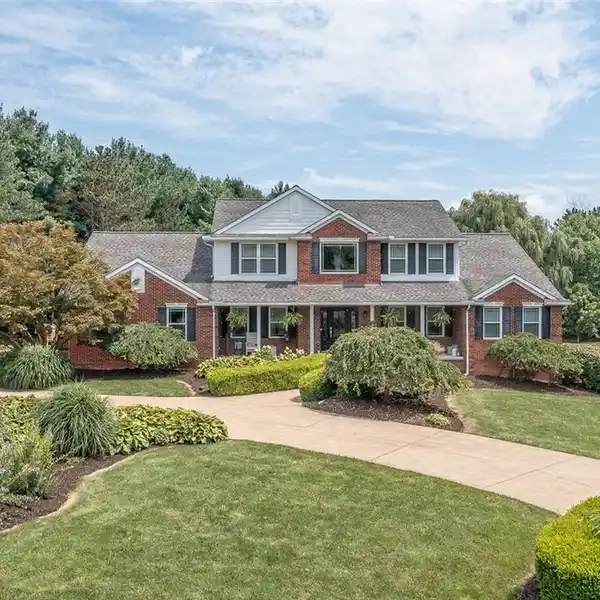 ELEGANT ESTATE WITH PONDSIDE SERENITY