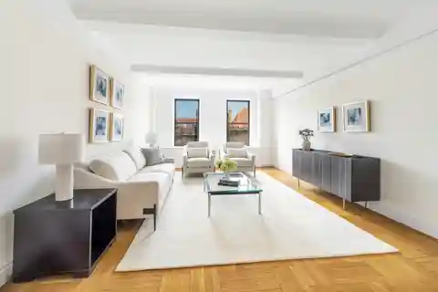 Gracious Home on a Tranquil Upper West Side Block