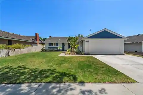 Move-In Ready Dutch Haven Home