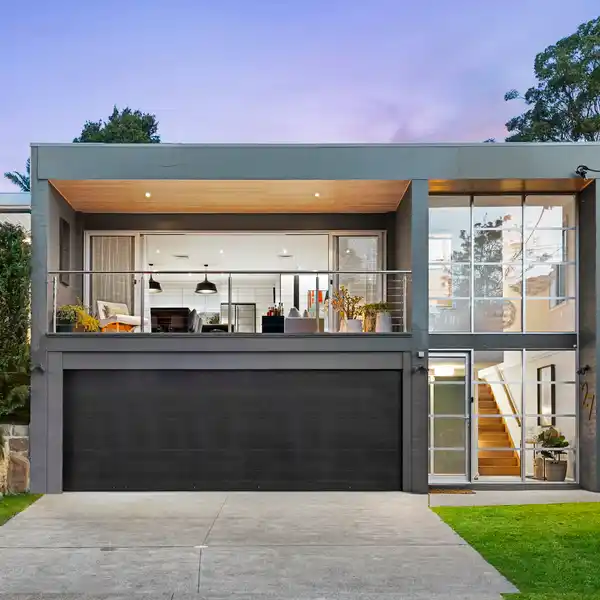 BEAUTIFULLY DESIGNED HOME WITH FRESH COASTAL FLAIR