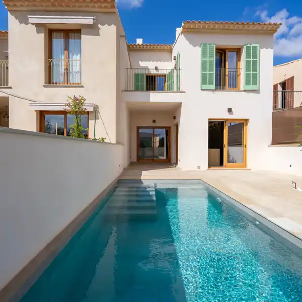 BRILLIANT BRAND NEW TOWNHOUSE IN BINIALI-SENCELLES