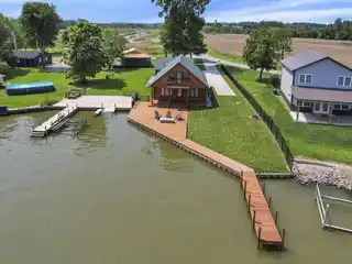 Charming Cabin with Private Dock