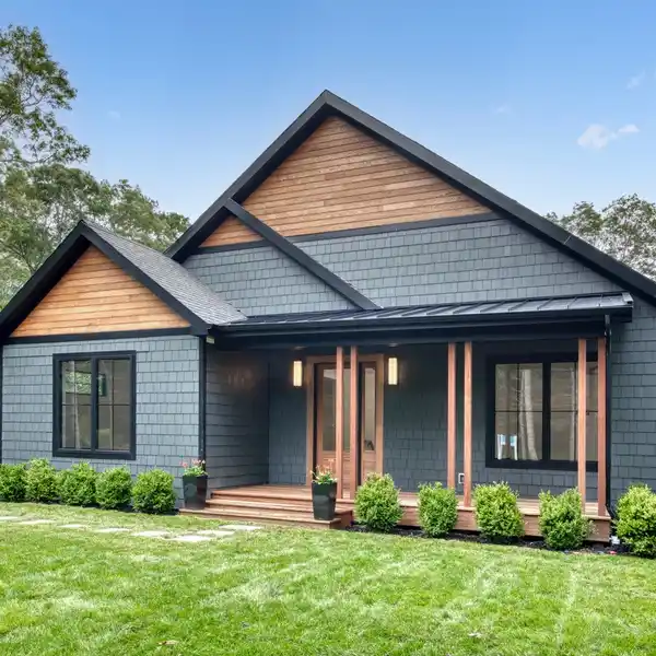 MODERN GEM IN THE VIBRANT SPRINGS AREA