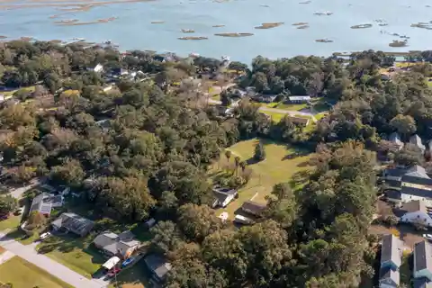 3.8 Acres in Lighthouse Point