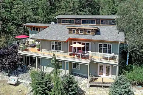 Unique 1.7-Acre Retreat