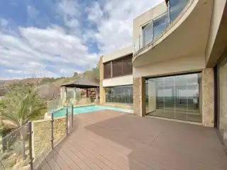 Distinct Residence with Unparalleled City Views