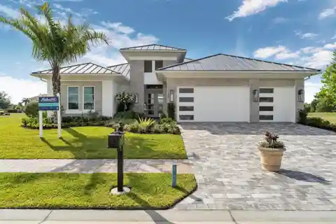 Luxury Living in Gated Tesoro