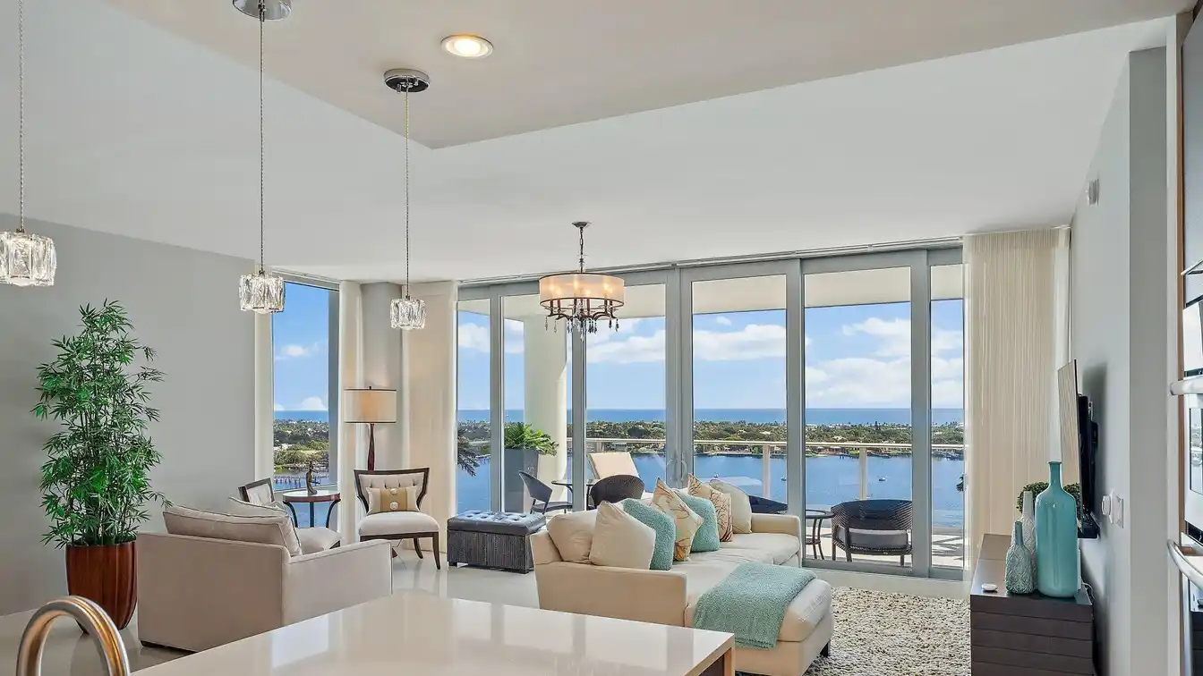Ultra-luxury Home in Water Club